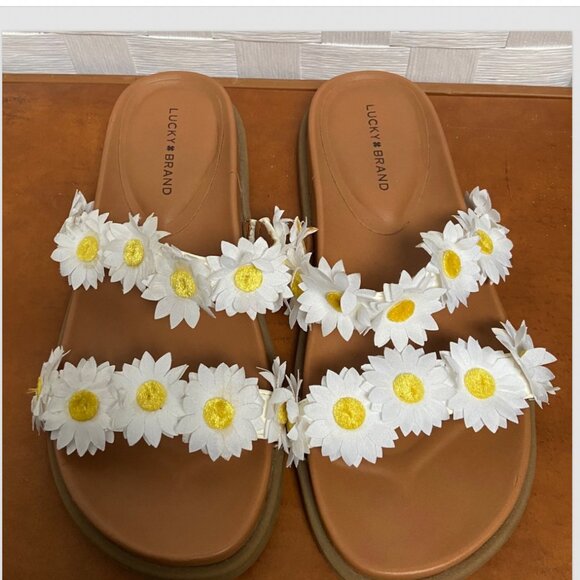 Lucky Brand Yellow White Daisy Sandals Size 7M - Picture 2 of 9